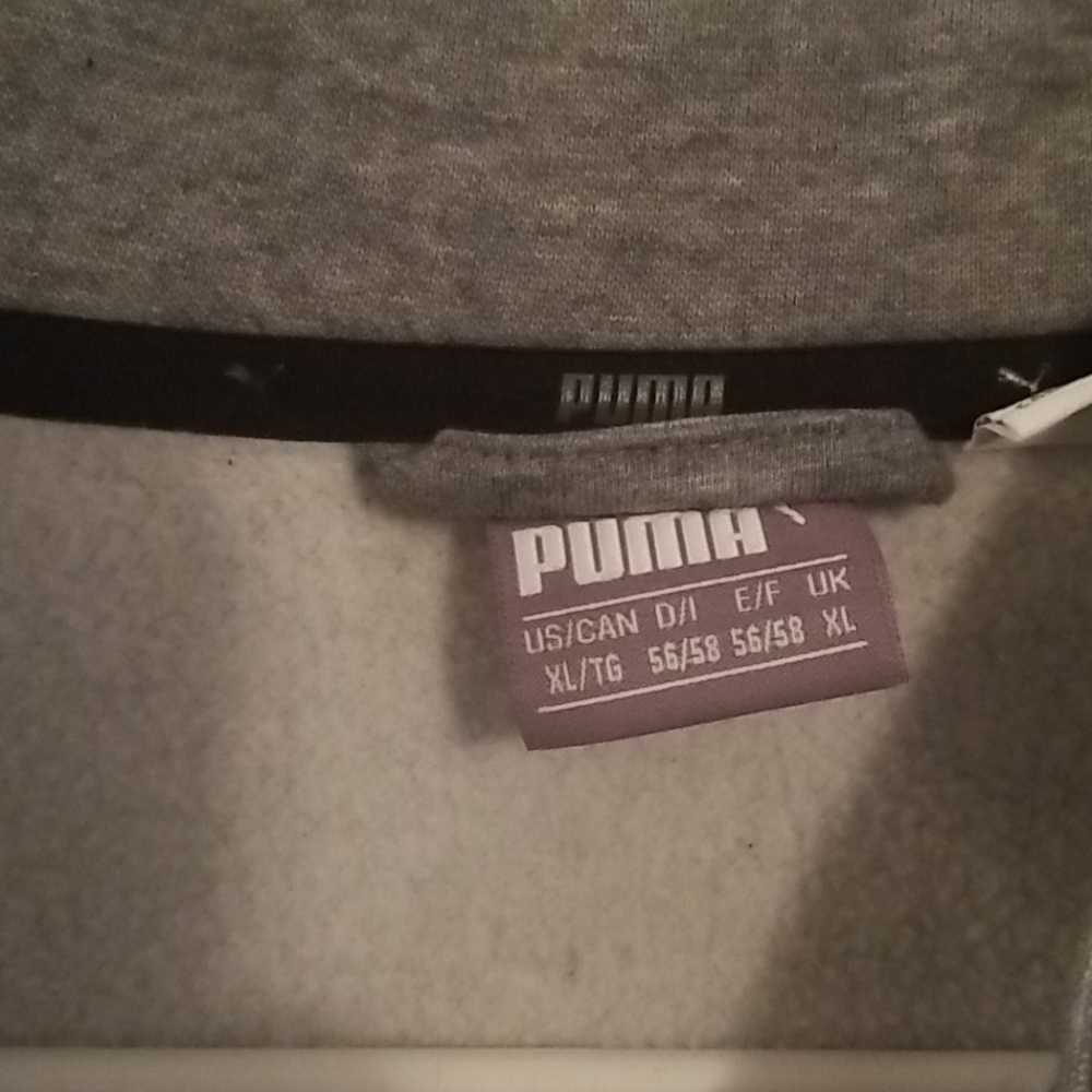 XL Fleece Puma sweatshirt - Picture 2 of 2